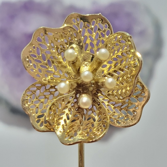 Vintage flower stick pin + bear stick pin - Picture 6 of 10